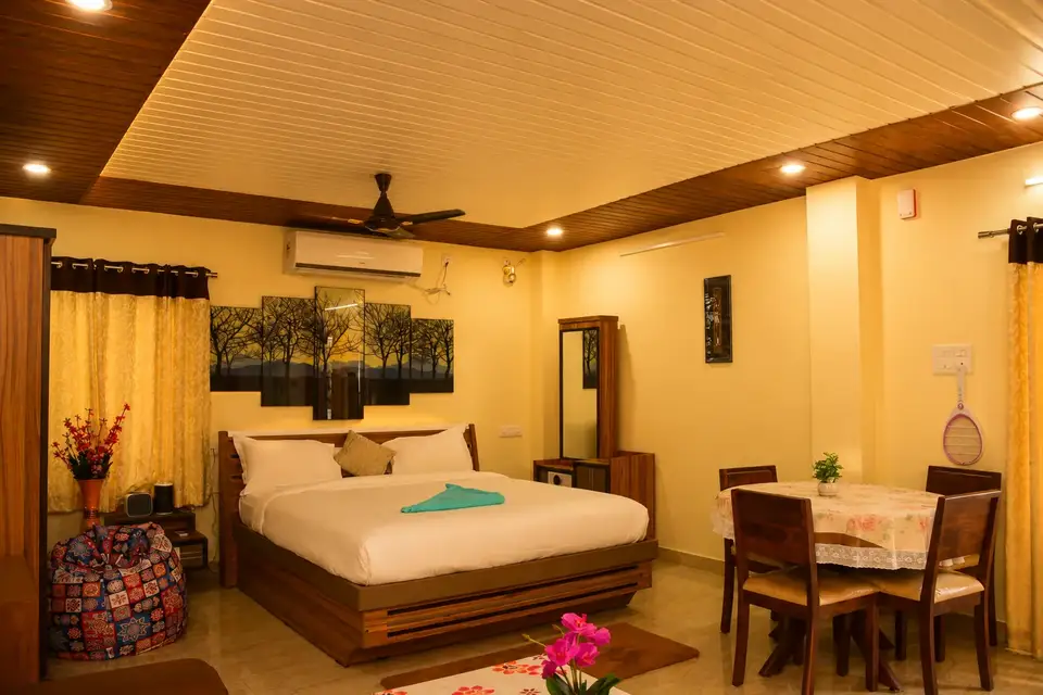 Royal Deluxe Room photo 3